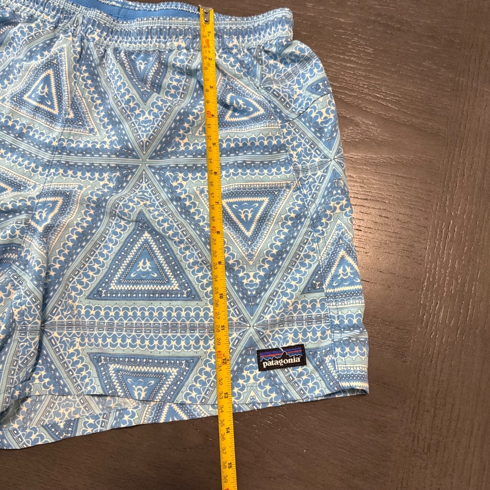Patagonia Women’s Baggies 4" Aztec‎ Geometric Pattern Shorts Size S - Picture 5 of 7